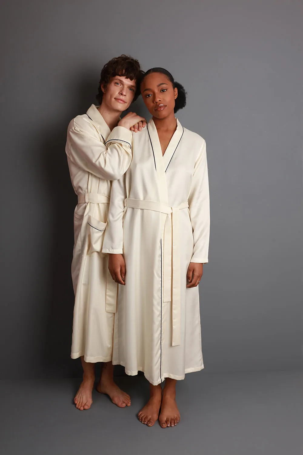 Men's Mulberry Silk Robe - Natural Ivory with Navy Piping